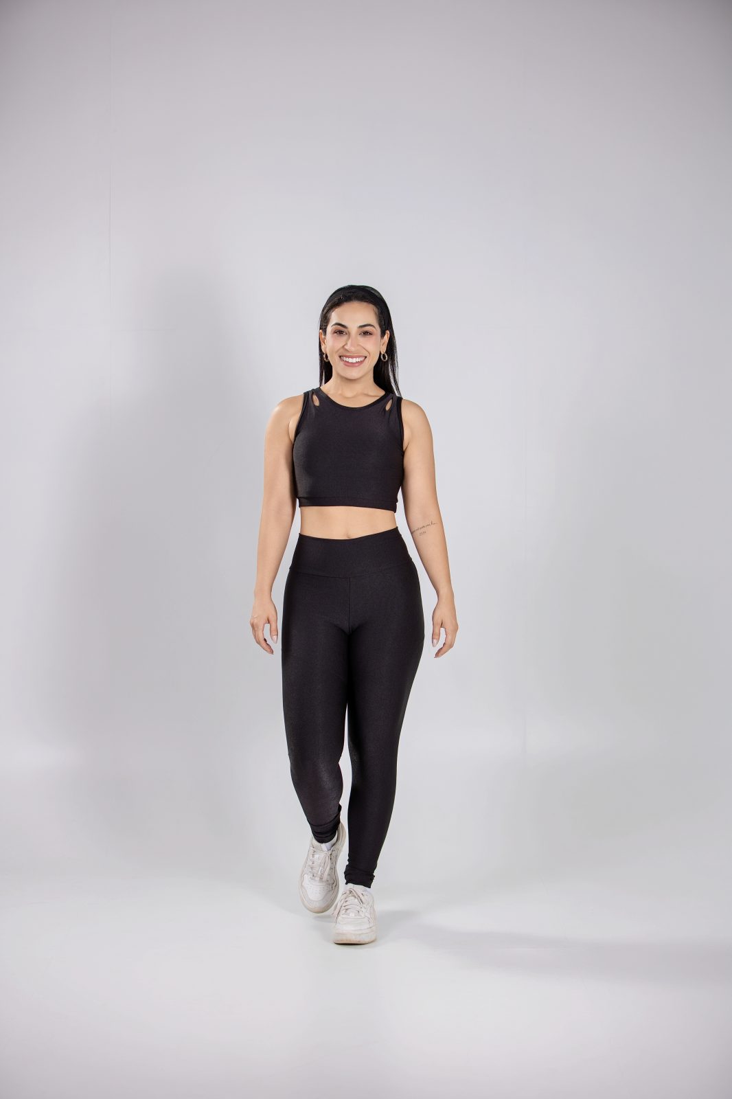 Calça levanta bumbum com forro glow