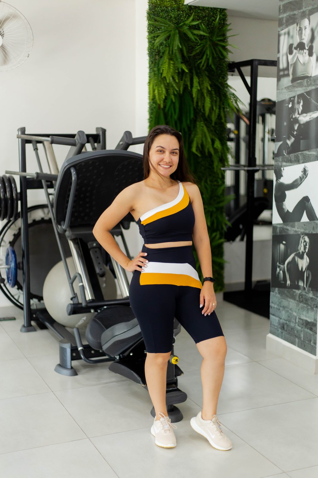 Conjunto bermuda + top nula manga