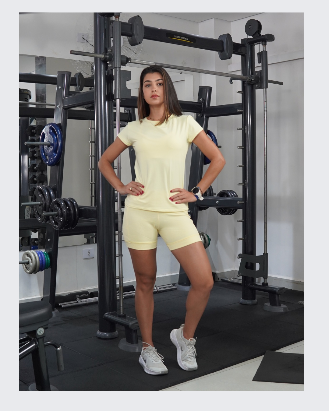 SHORT JACQUAR COM BOLSO LATERAL